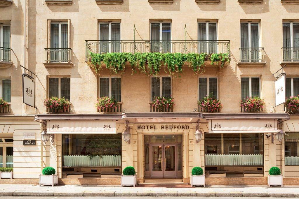 Bedford París